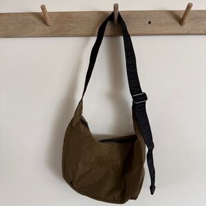 BAGGU Medium Crescent Bag